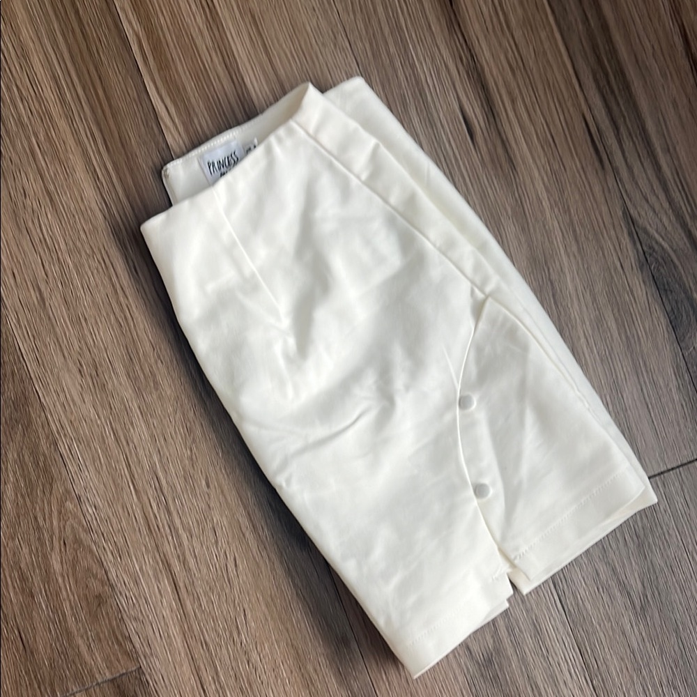Stylish Princess Polly white Mini Skirt
